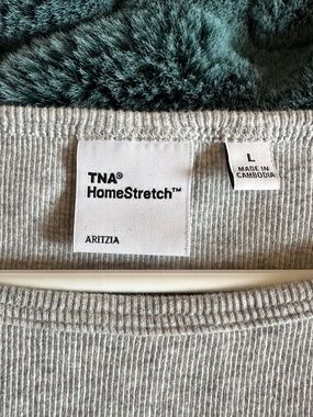 Gray TNA Aritzia Ribbed Long Sleeve